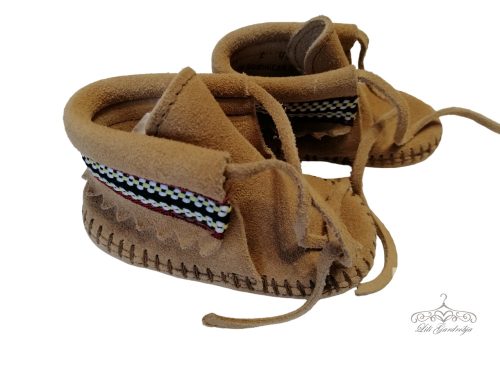 Minnetonka Moccasin Size 2